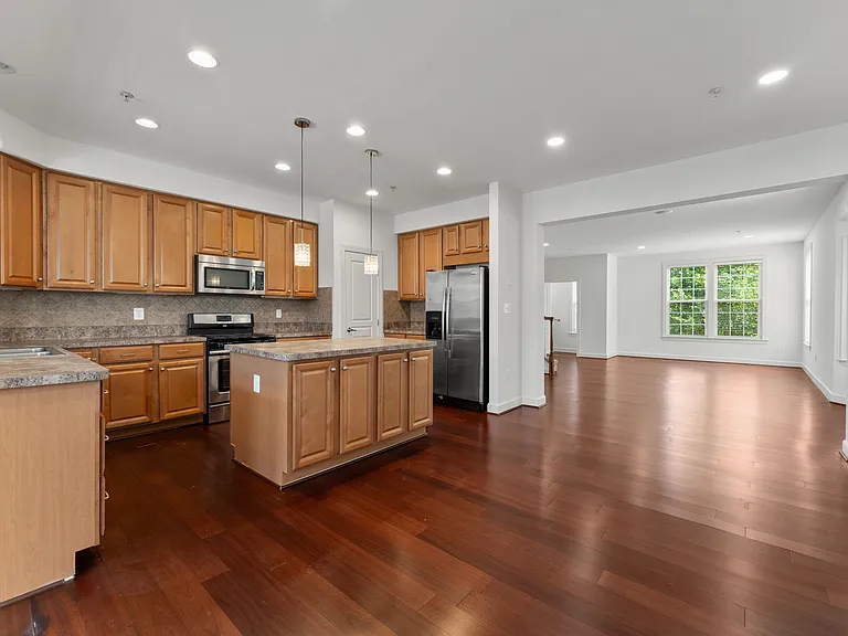10579 Old Ellicott Cir — Photo 16