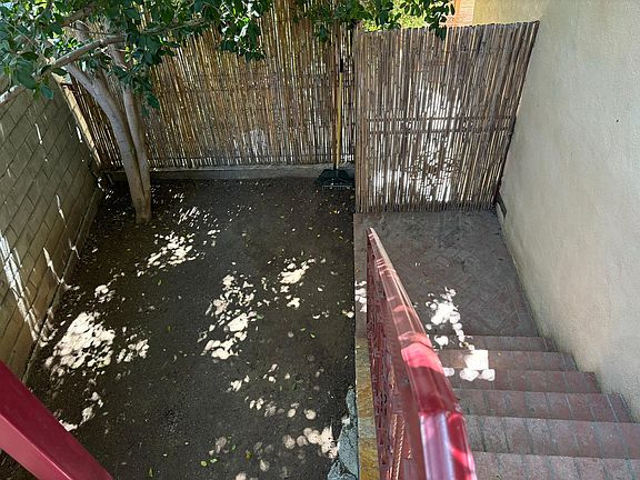 5th image of 11640 Amanda Dr