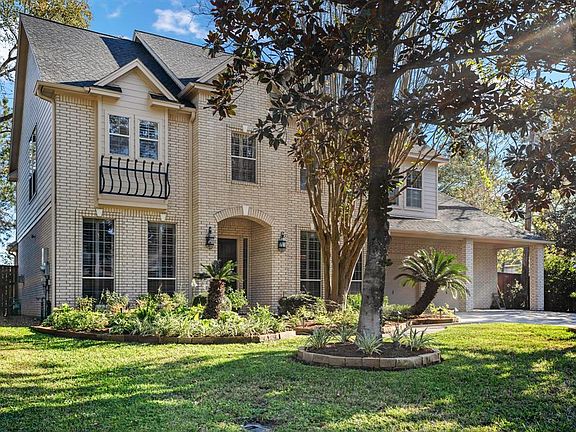 Street view of the home. Ring Door Bell System stays with the home