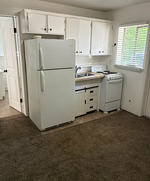 1216 W State St #6 — Photo 9