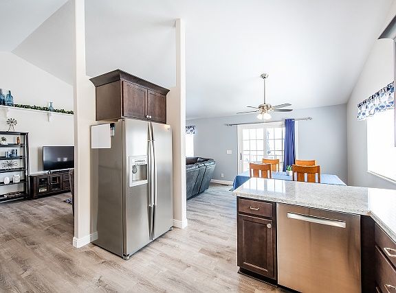 5th image of 10151 S Swindon Cir