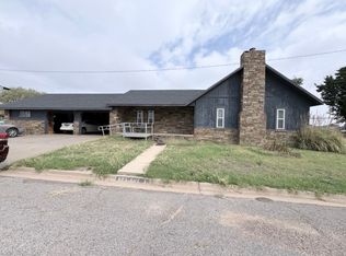 923 Avenue Ave E, Beaver, OK 73932