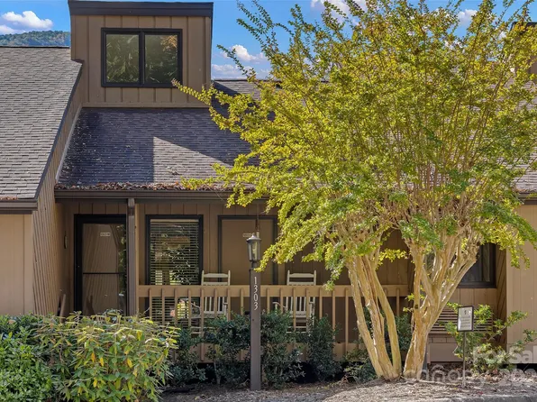 156 W Lake Dr S Unit 1303, Lake Lure, NC 28746