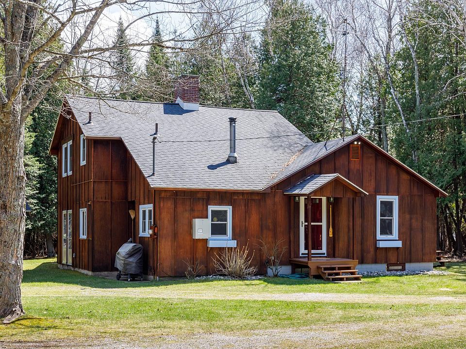 4894 N Lake Leelanau Dr, Lake Leelanau, MI 49653 MLS 1910441 Zillow