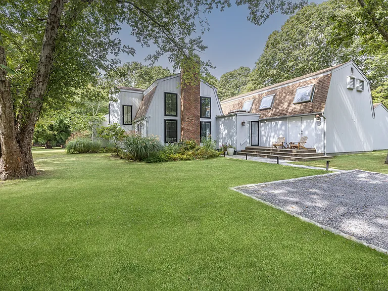2 Close Ct — Photo 17