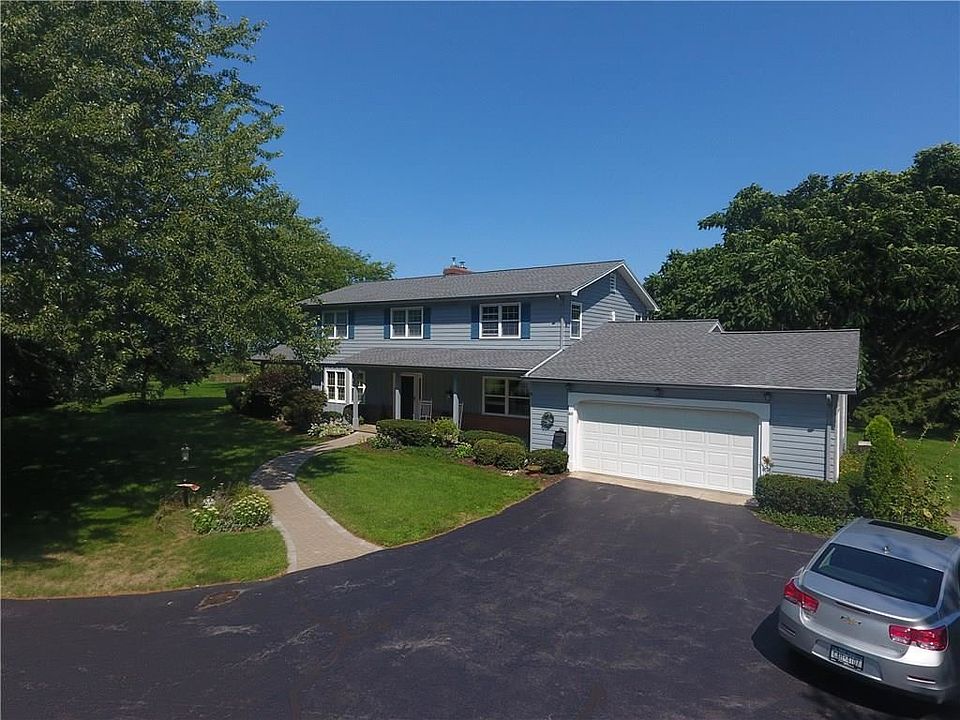 1st image of 60 Orchard Ter