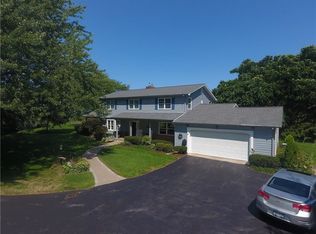 60 Orchard Ter, Sodus, NY 14551