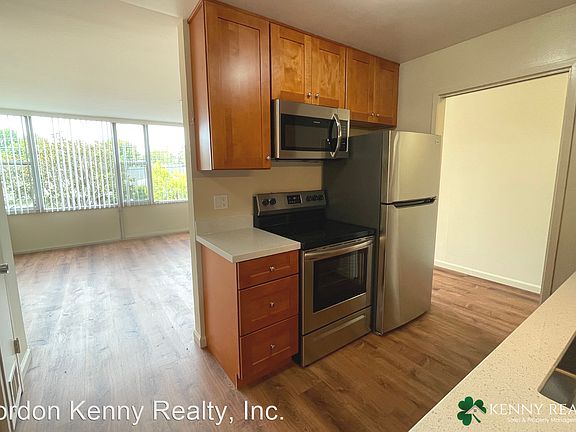 5th image of 55 El Camino Real #203