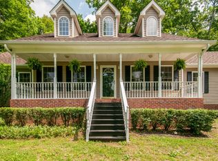 1655 Errel Dowlen Rd, Pleasant View, TN 37146