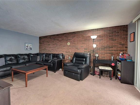 5th image of 25300 Country Club Blvd Unit 6