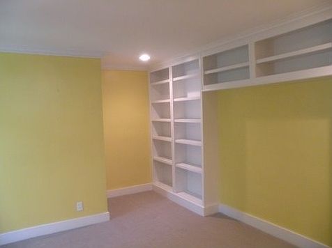 4th image of 323 E Marshall St