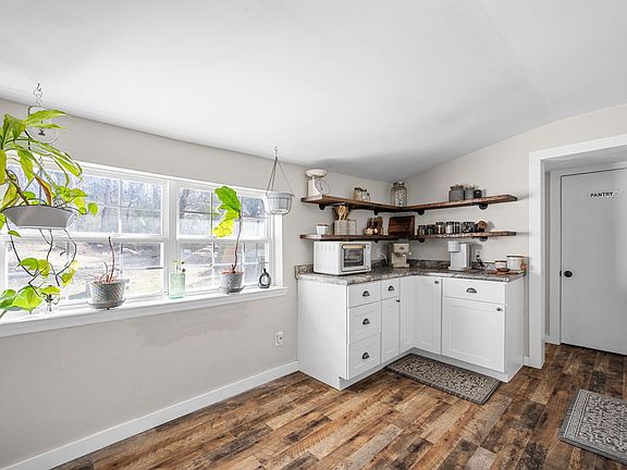 5th image of 1406 Daugherty Ferry Rd