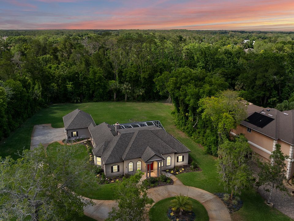 1st image of 8 Broad Creek Cir