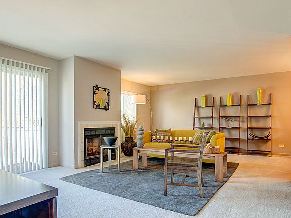 Colonial Livingroom