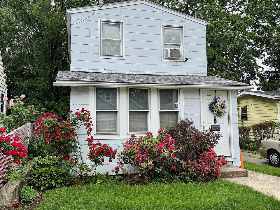 1st image of 12128 Benton Street