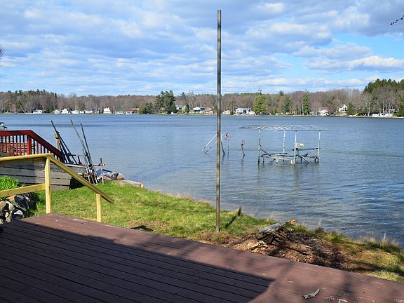 2nd image of 11678 Maywood Dr NE