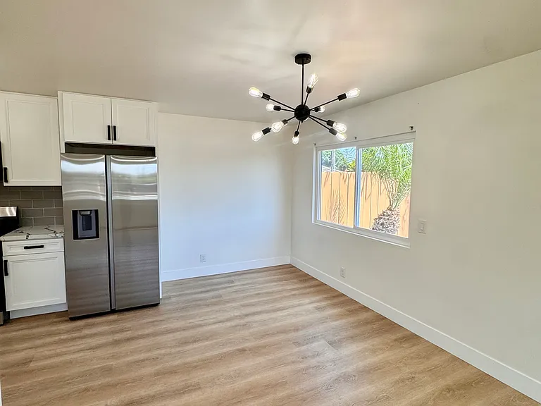 1020 Elm Ave #A — Photo 8