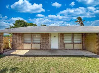 2682 Hinda Rd, West Palm Beach, FL 33403