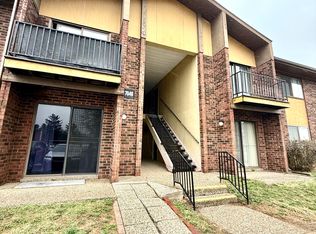 7046 Wildwood Cir APT 190, Louisville, KY 40291