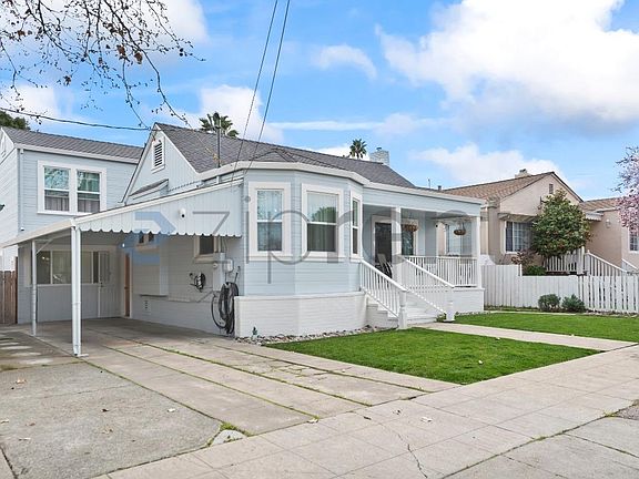 2nd image of 1337 Acacia St #B