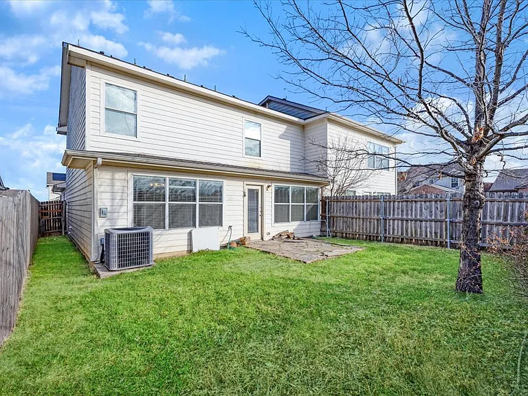 7405 Howling Coyote Ln — Photo 27