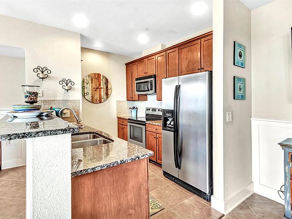 4th image of 26501 Mangrove Dr Unit 102