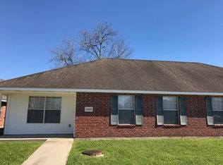 4963 E Vintage Ln, Lake Charles, LA 70605