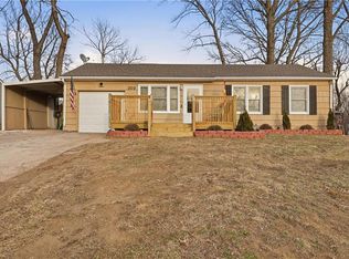 209 N Gilbert St, Independence, MO 64056