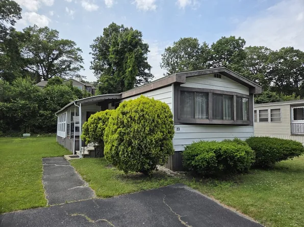 23 Victoria Ln, Marlborough, MA 01752