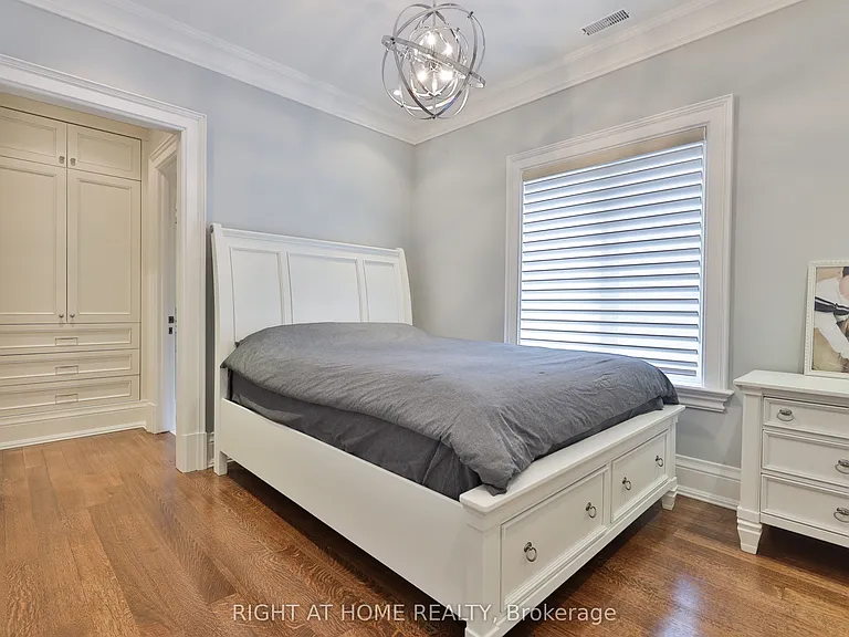 154 Munro Blvd — Photo 24