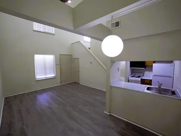 168 Pacific Dr, Hampton, VA 23666