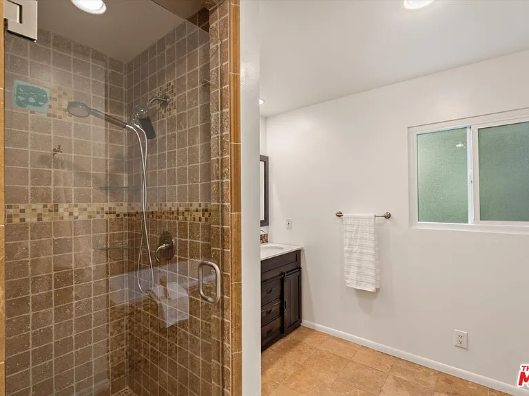 5216 Sale Ave — Photo 27