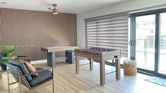 6020 SW 17th Ct — Photo 5