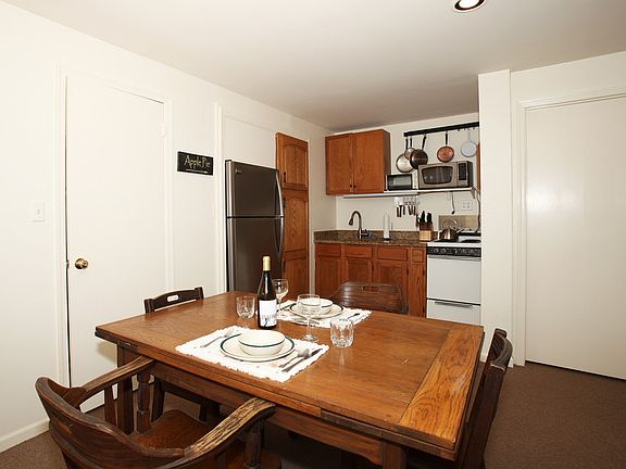 4th image of 25 Morris Cove Ln