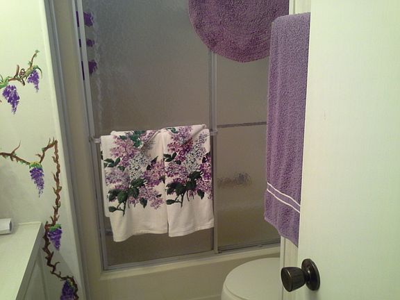 3rd image of 111 Lake Hazel Dr