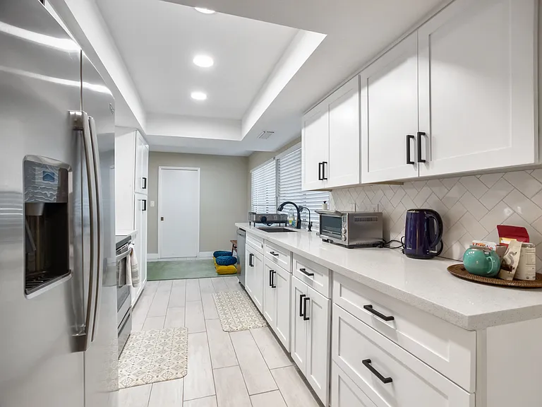 920 W Solcito Ln — Photo 15