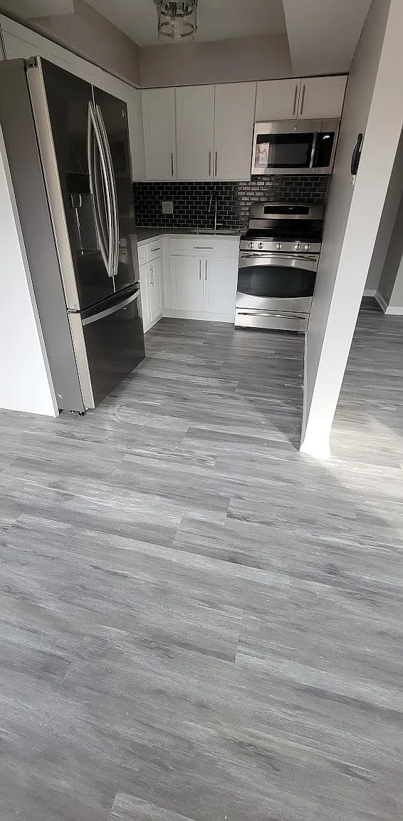 2 bed, 800 sqft, $1,600 — Photo 1