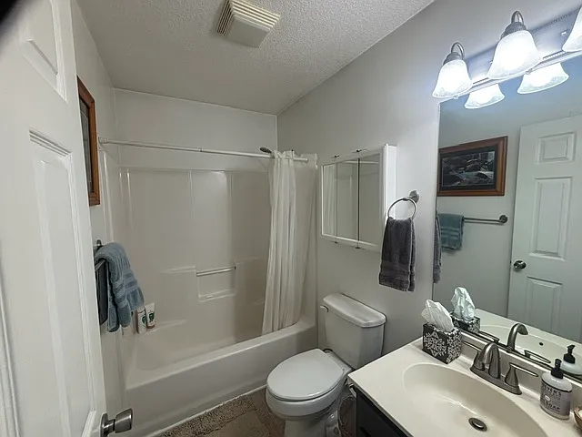 142 Reems Creek Rd — Photo 31