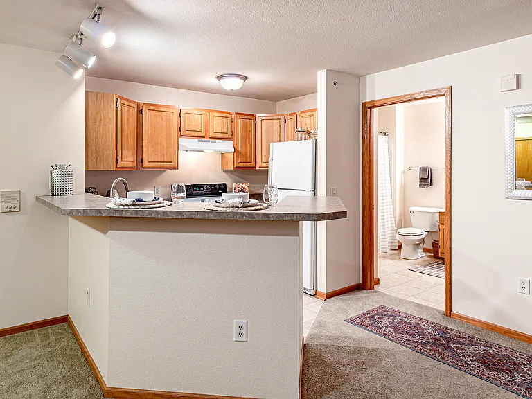 Hickory Pointe — Photo 12