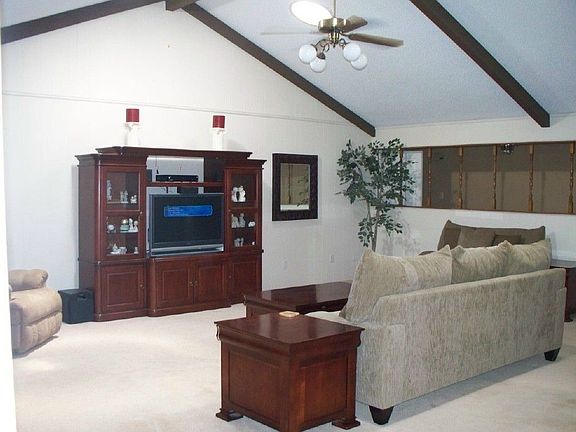 2nd image of 605 Green Oak Dr