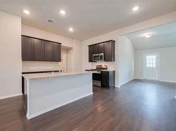 335 Jewett Meadow Dr, Magnolia, TX 77354