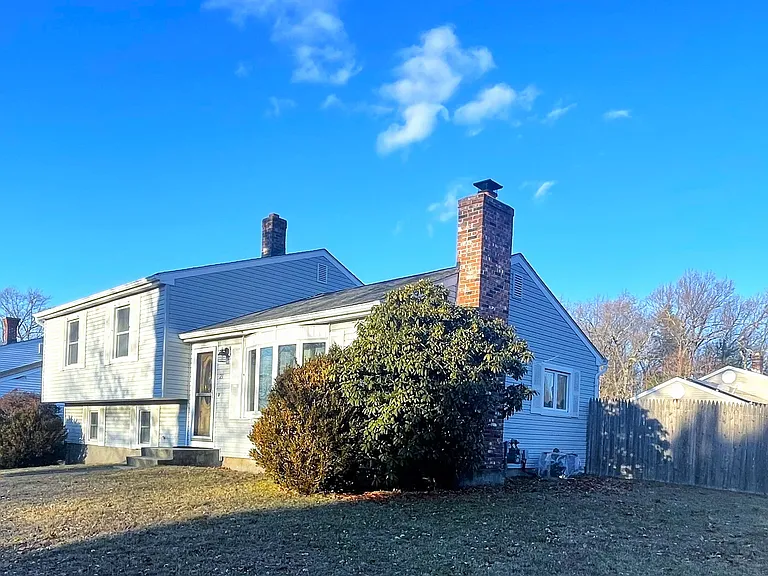 21 E Drumlin Rd — Photo 3