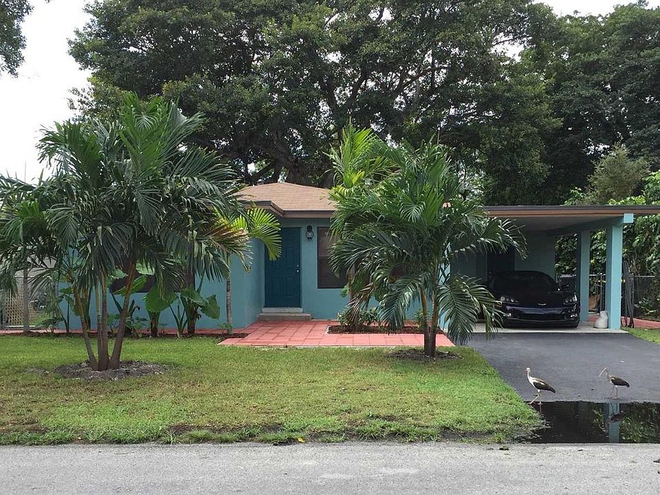 1st image of 605 NW 8th St
