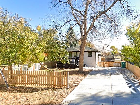 View of driveway and plenty of off-street parking as well.
