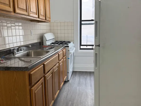 34-05 28th Avenue image 1 of 8