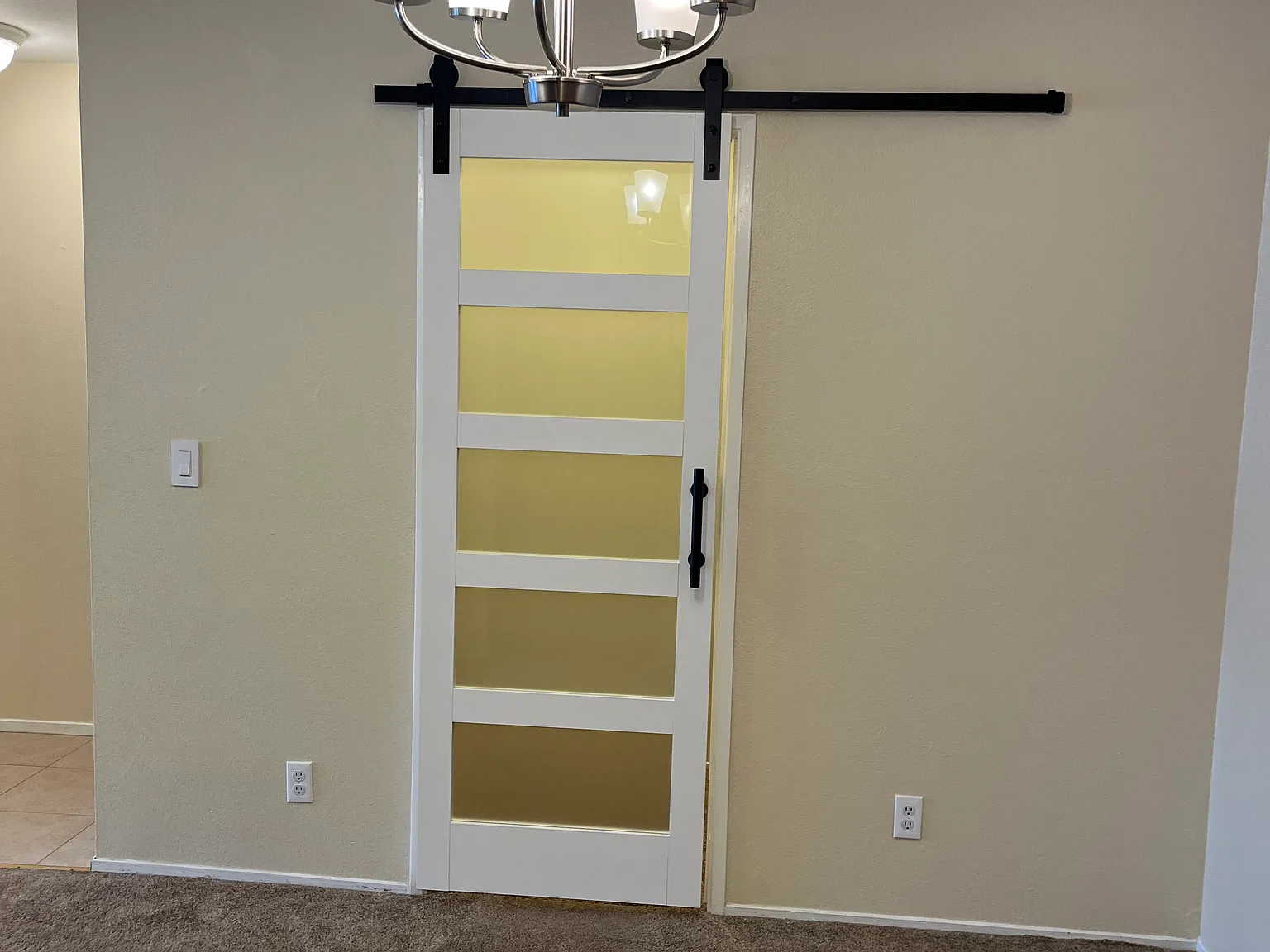 2 bed, 1080 sqft, $2,490 — Photo 2