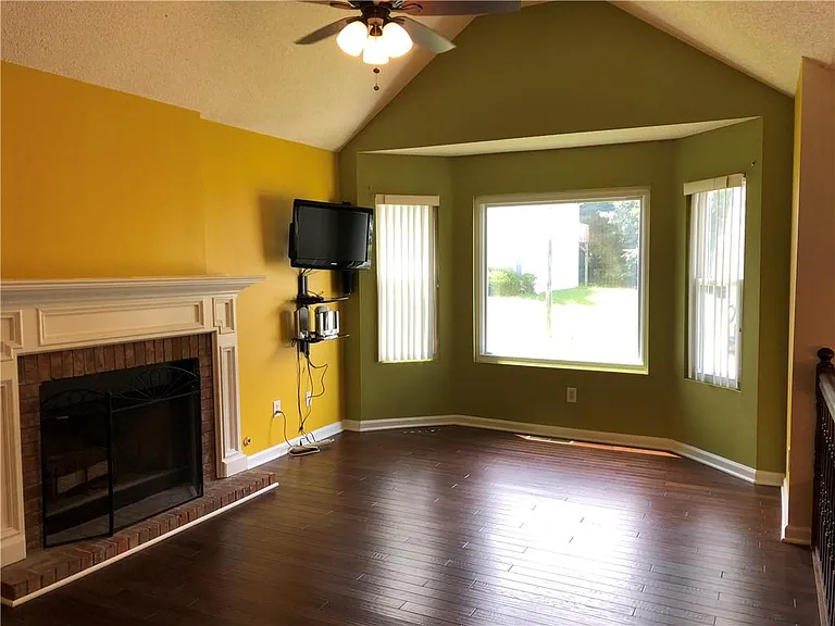5955 Graywood Cir SE — Photo 6