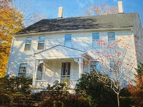 216 College Hwy, Southampton, MA 01073
