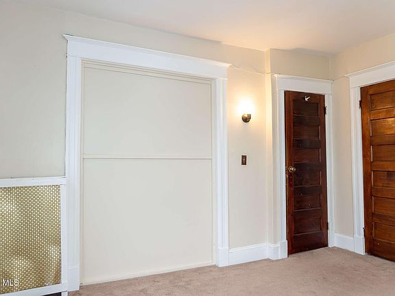 5th image of 37 Chiswell Street