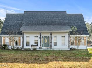 11200 Pinewood Hills Ln, Vancleave, MS 39565